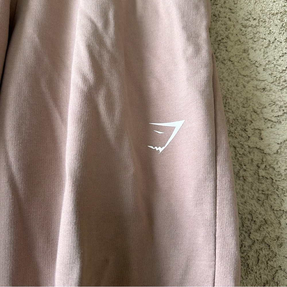 Gymshark pink Joggers - Picture 2 of 8
